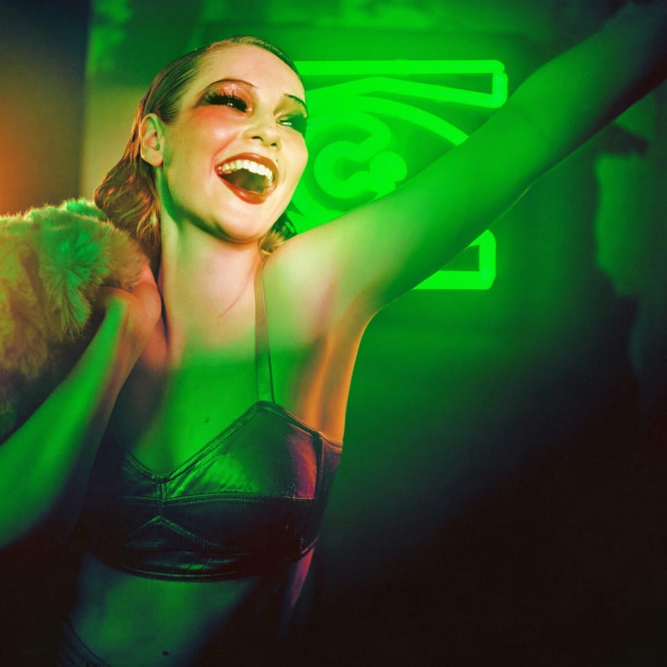 LSC Alumni Hannah Dodd Plays Sally Bowles in Cabaret